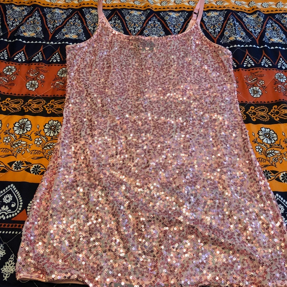Daytrip Sequin Tank Top From Buckle